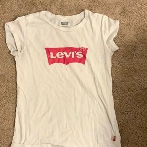 Levi’s / teen t-shirt